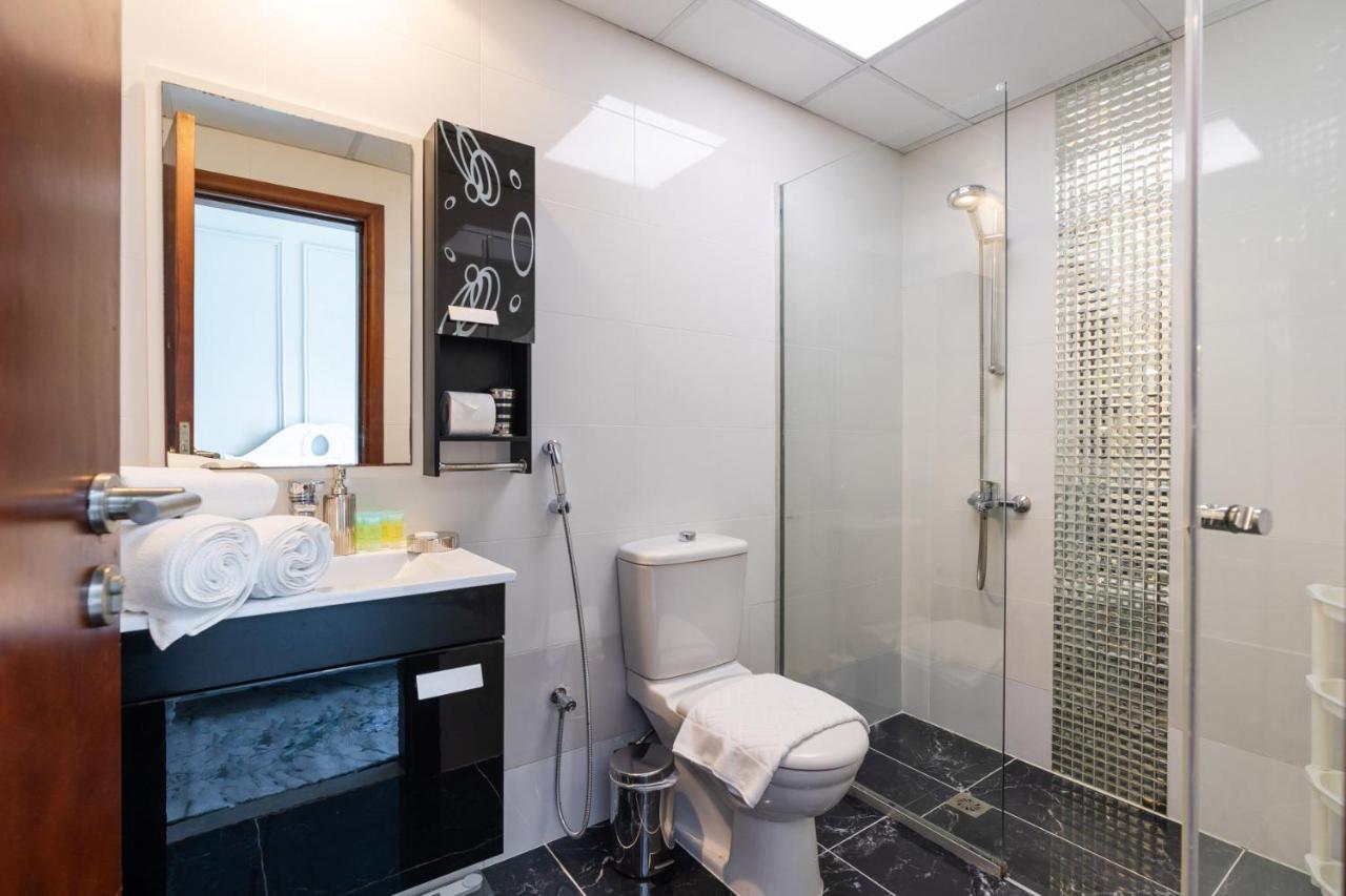 Close To Metro - Perfect For Groups Apartment Dubai